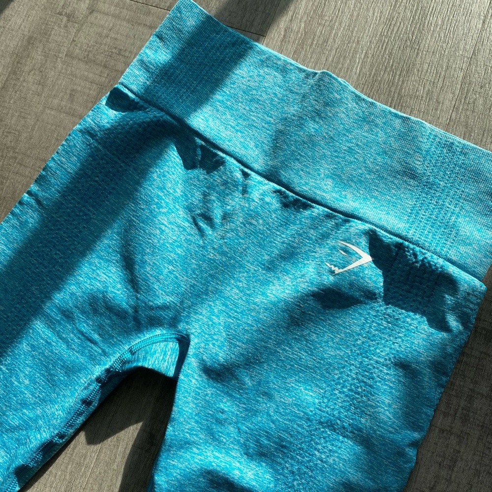 BLUE GYMSHARK LEGGINGS
